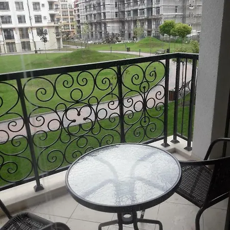 Daire Aivazovsky Park Center